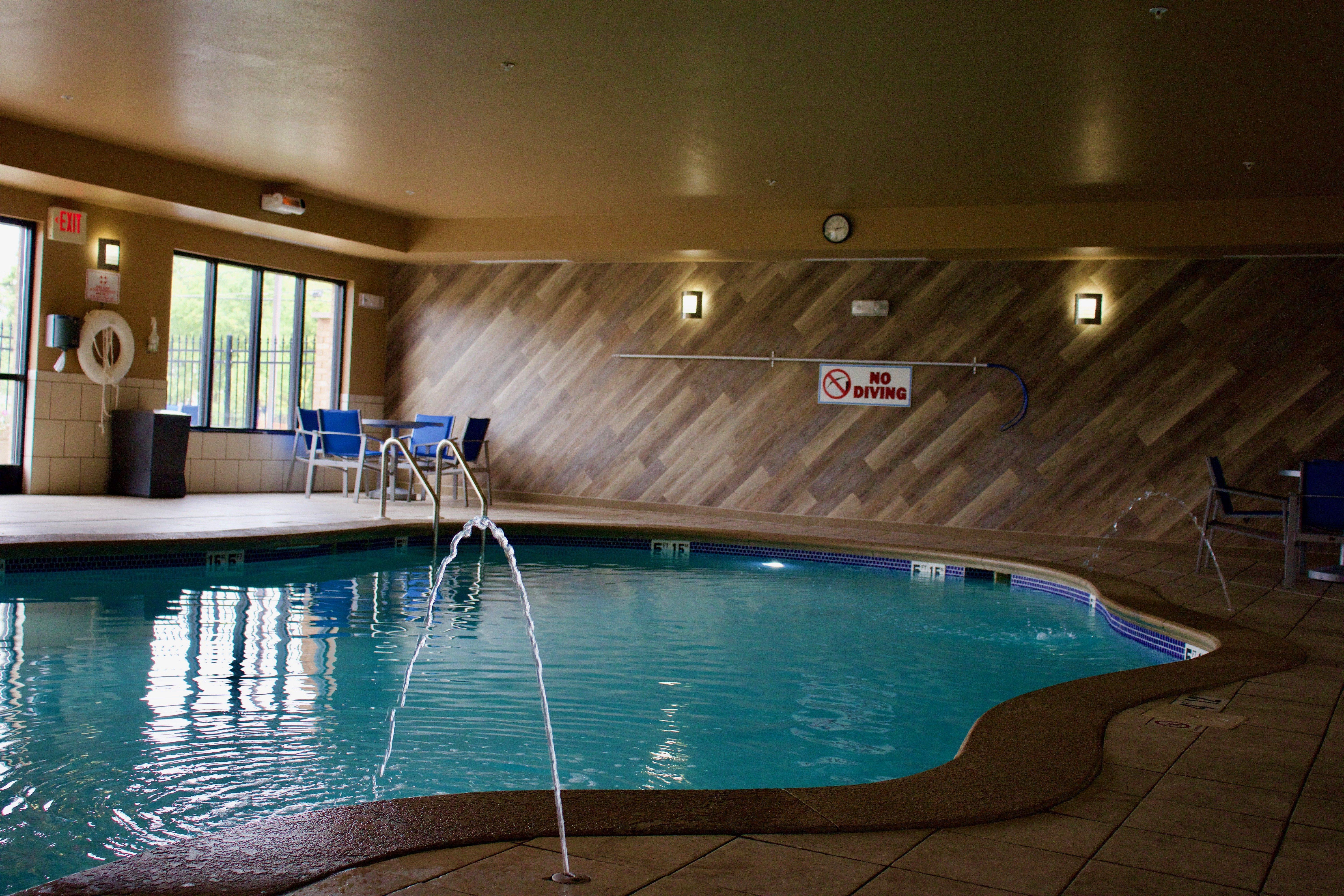 Holiday Inn Express Hotel & Suites Crawfordsville By Ihg Extérieur photo