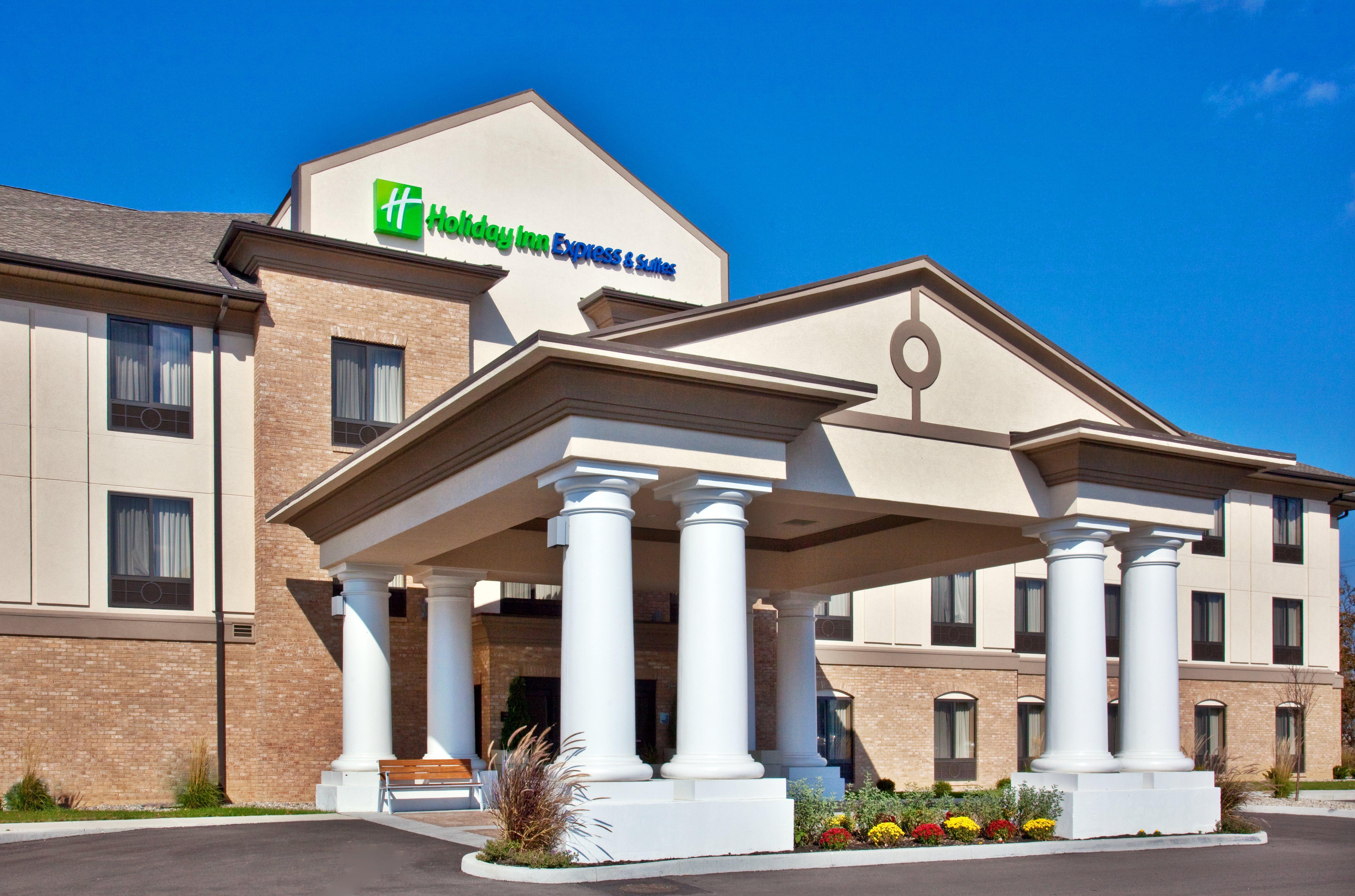 Holiday Inn Express Hotel & Suites Crawfordsville By Ihg Extérieur photo