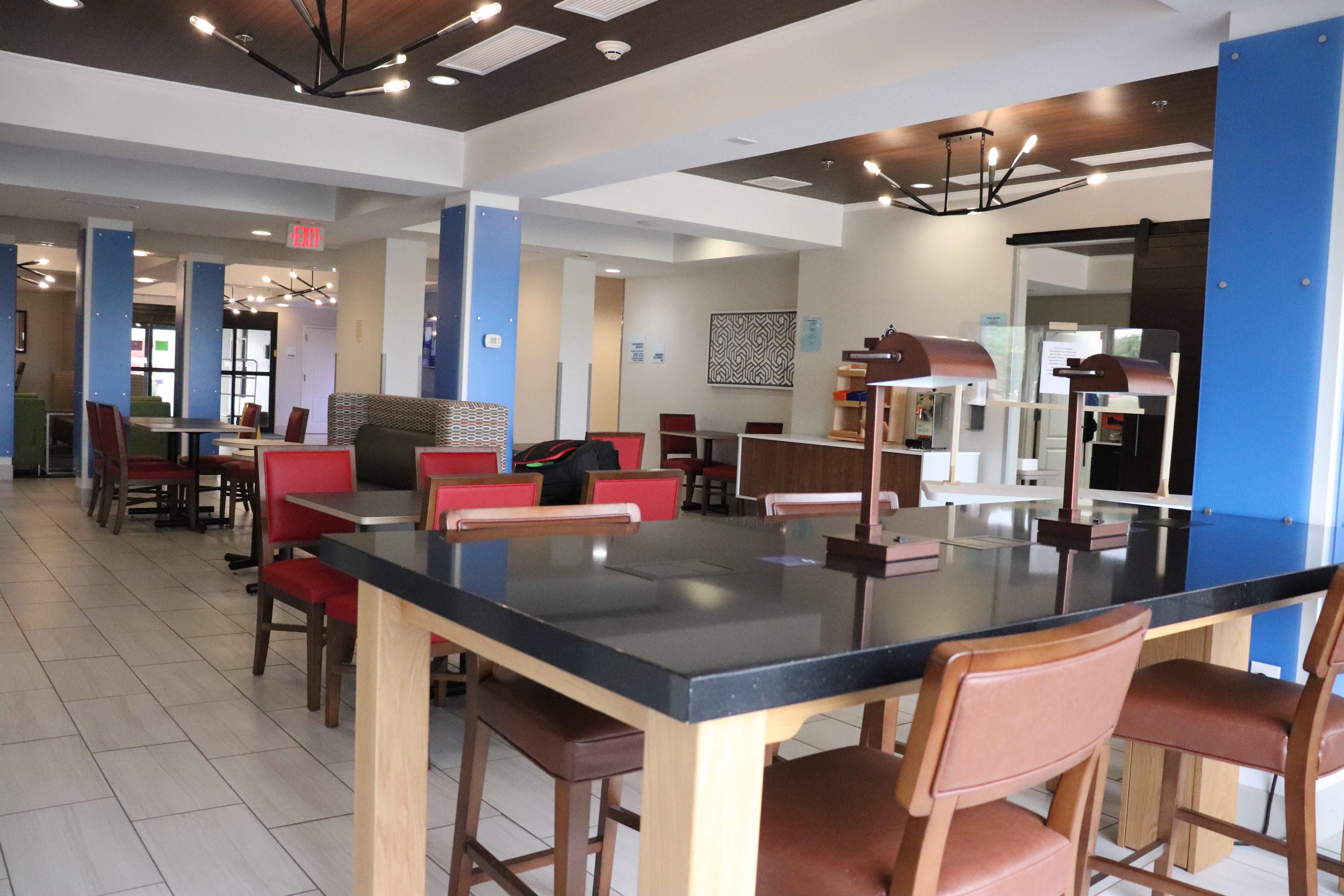 Holiday Inn Express Hotel & Suites Crawfordsville By Ihg Extérieur photo